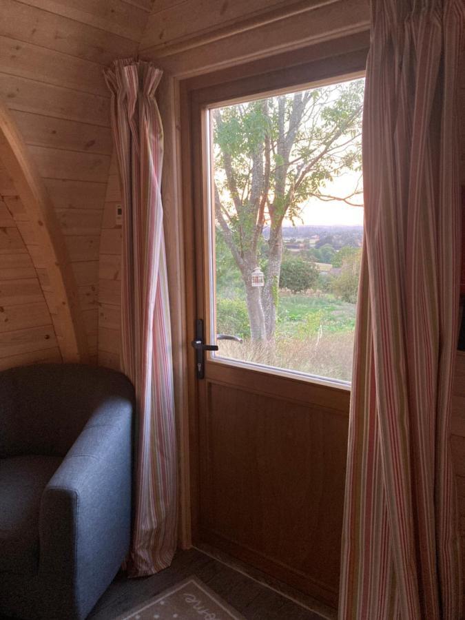 מלון Leighton  Rabbit Glamping Pod School House Farm מראה חיצוני תמונה